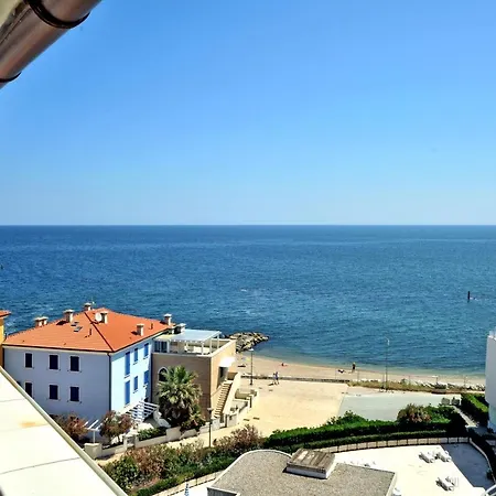 Apartment House Porto Recanati